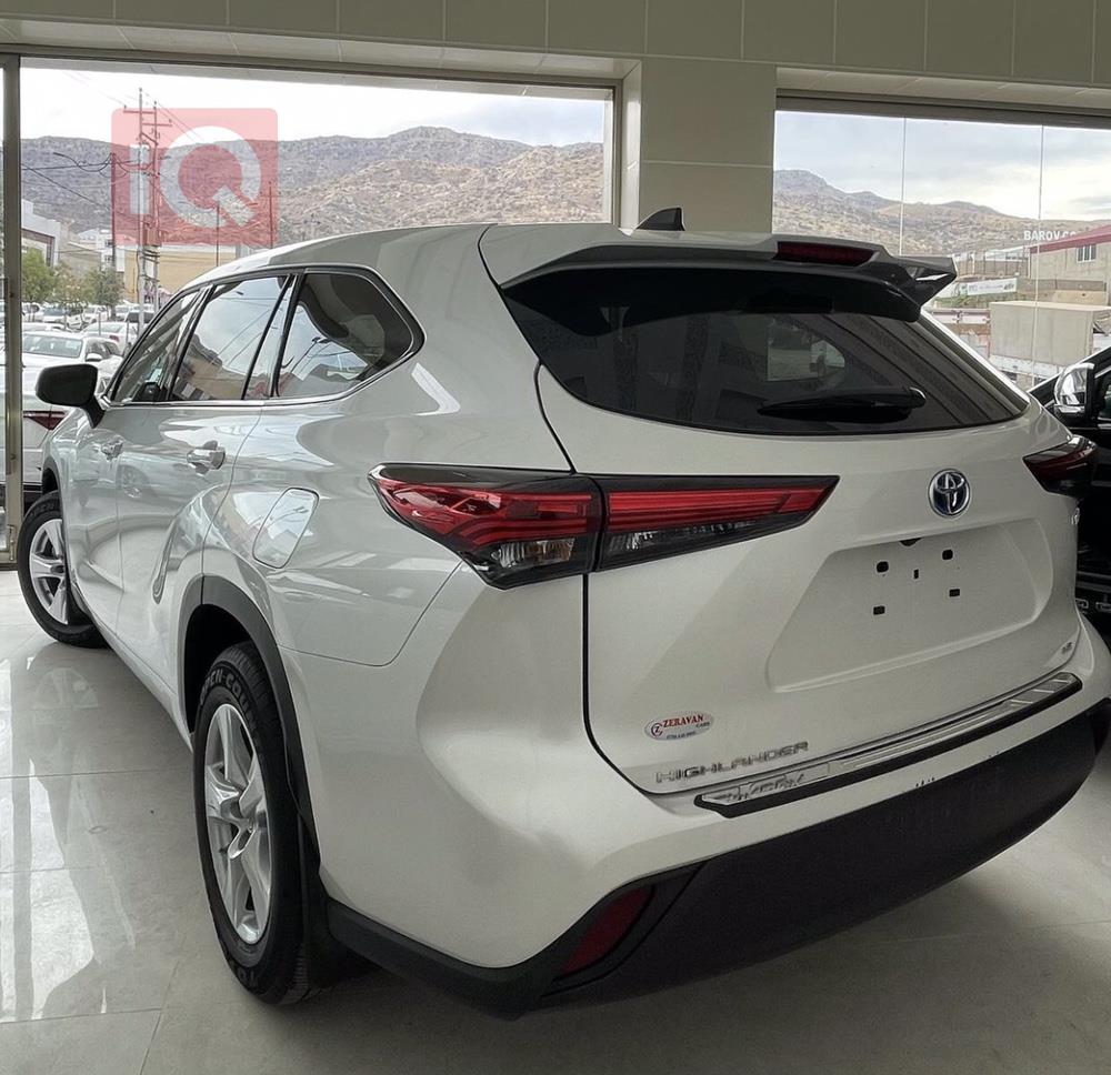 تۆیۆتا هایلاندەر